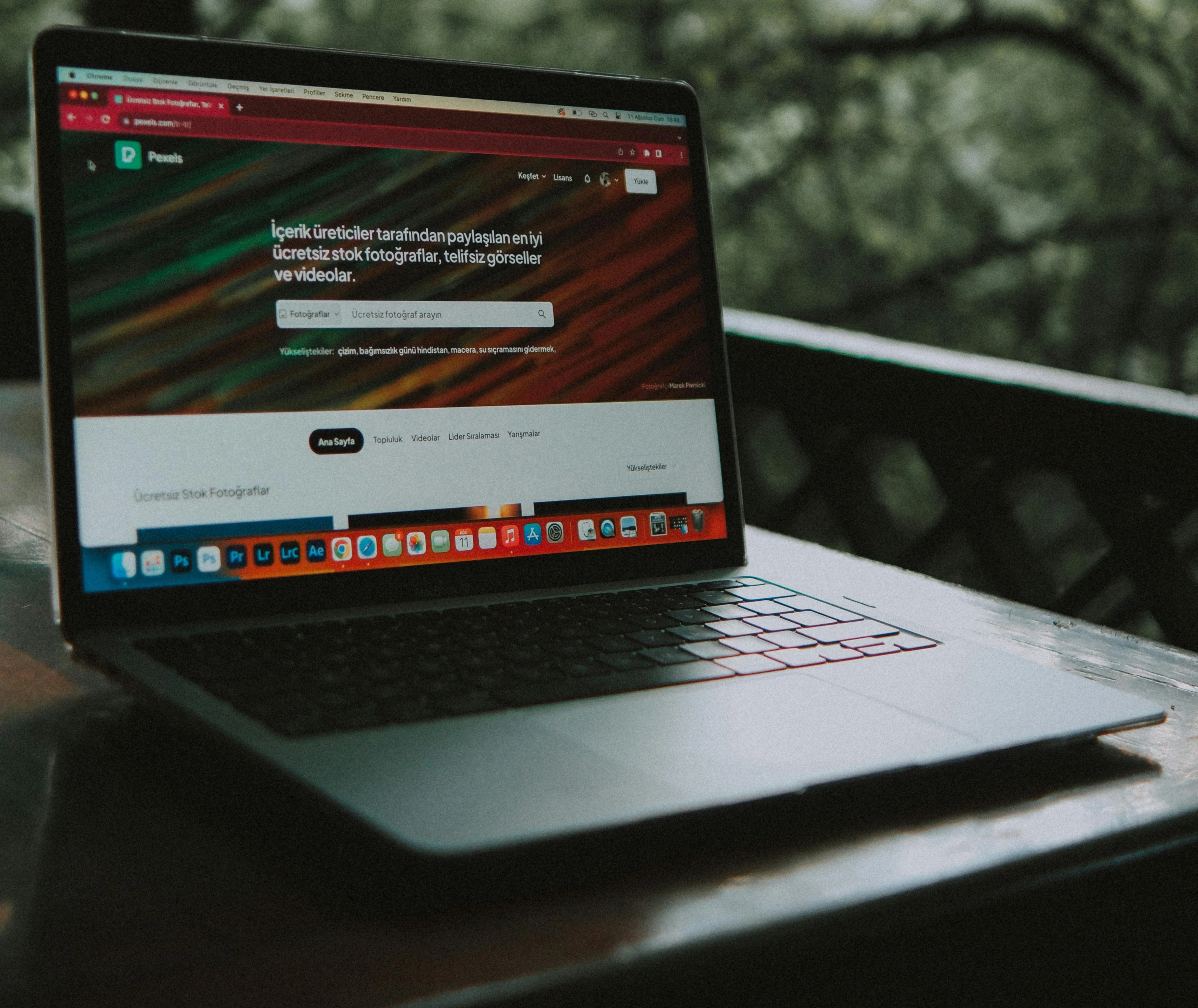 High-performance custom web application